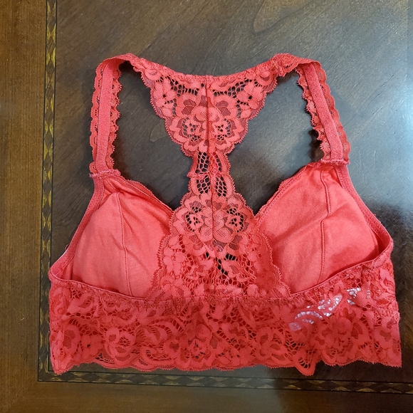 Red bralette - Picture 2 of 4